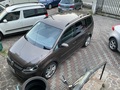 1 VOLKSWAGEN Touran